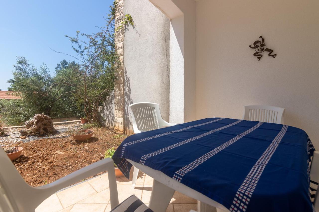 Apartments With A Parking Space Ivan Dolac, Hvar - 15784 Zewnętrze zdjęcie